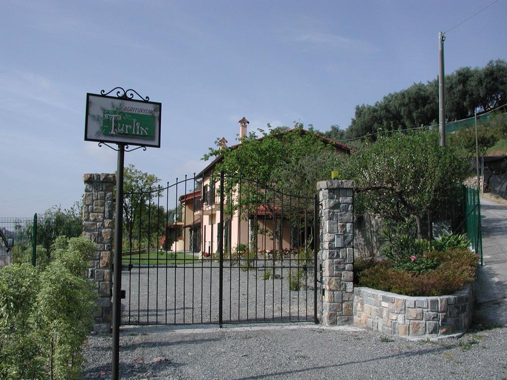 Agriturismo Turlin Vallebona Ngoại thất bức ảnh